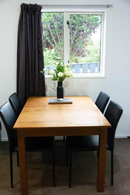 Central Cozy House - 10 Min Walk To Town كوينستاون المظهر الخارجي الصورة