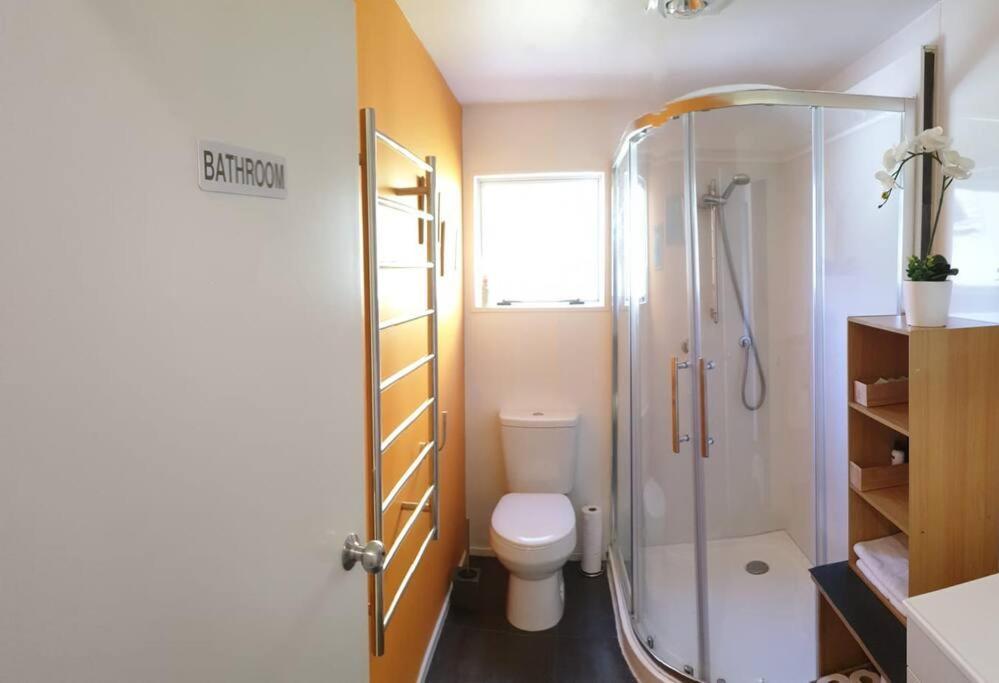 Central Cozy House - 10 Min Walk To Town كوينستاون المظهر الخارجي الصورة